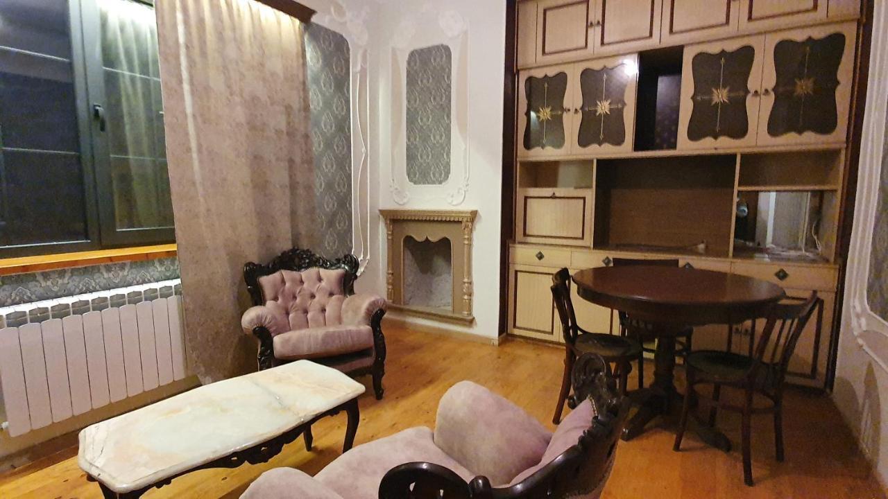 Jinjotel Gyumri Ngoại thất bức ảnh